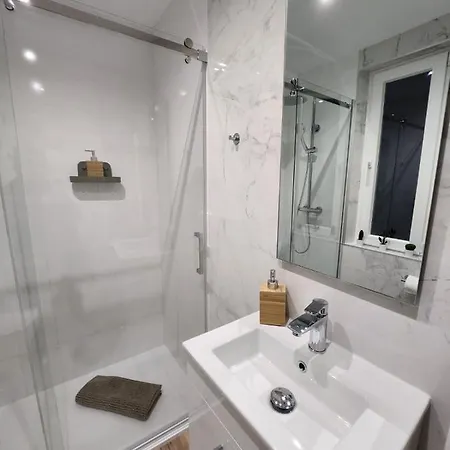 Casa Garden Edificio Rehabilitado Sin Ascensor León