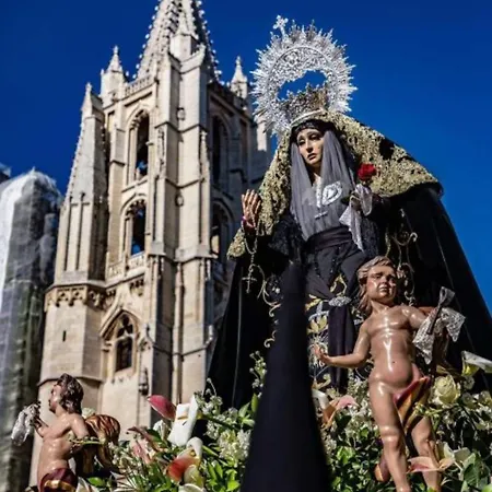 Casa Garden Edificio Rehabilitado Sin Ascensor León
